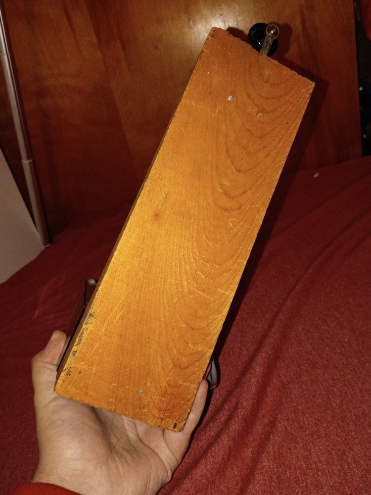 Realistic Brand Transistor Code Oscillator with Attached Telegraph