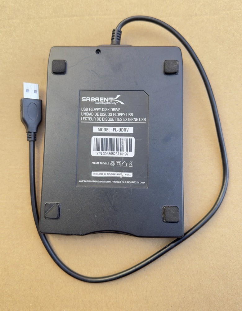 External USB 3.5" Floppy Disk Drive for PC/Mac Sabrent Model FL-UDRV