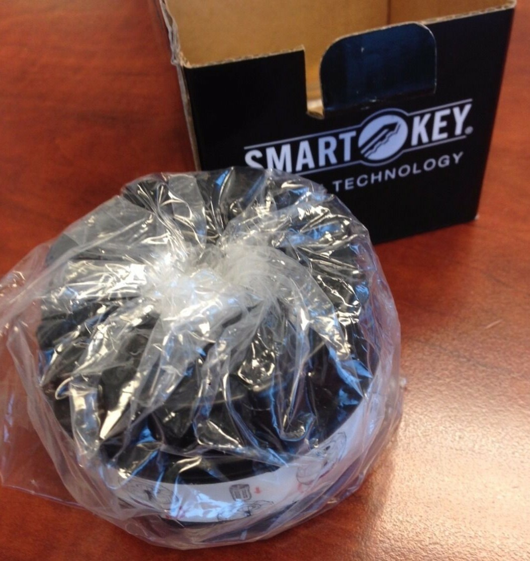 NEW NIB AUTHENTIC BLACK KWIKSET SMART KEY RESET CRADLE 83260