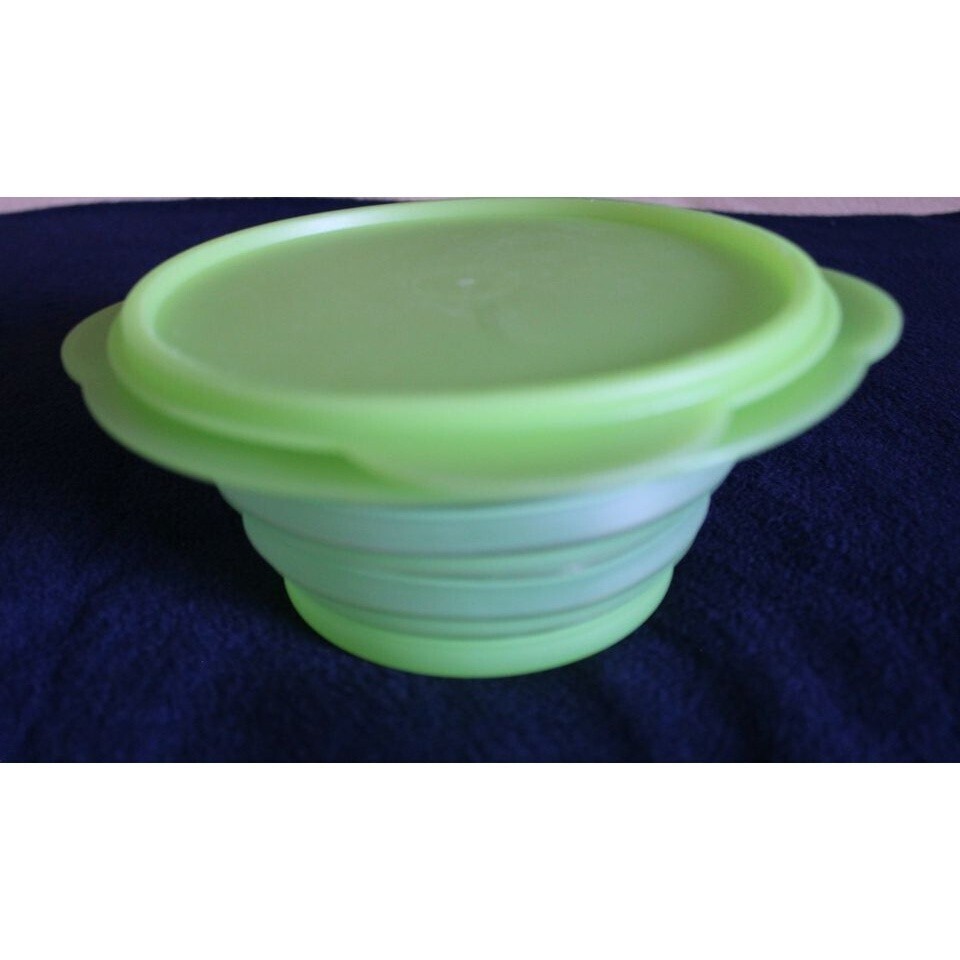 Tupperware FlatOut Flexible Storage Container 3 Cup 700 ml Capacity Green 5452A