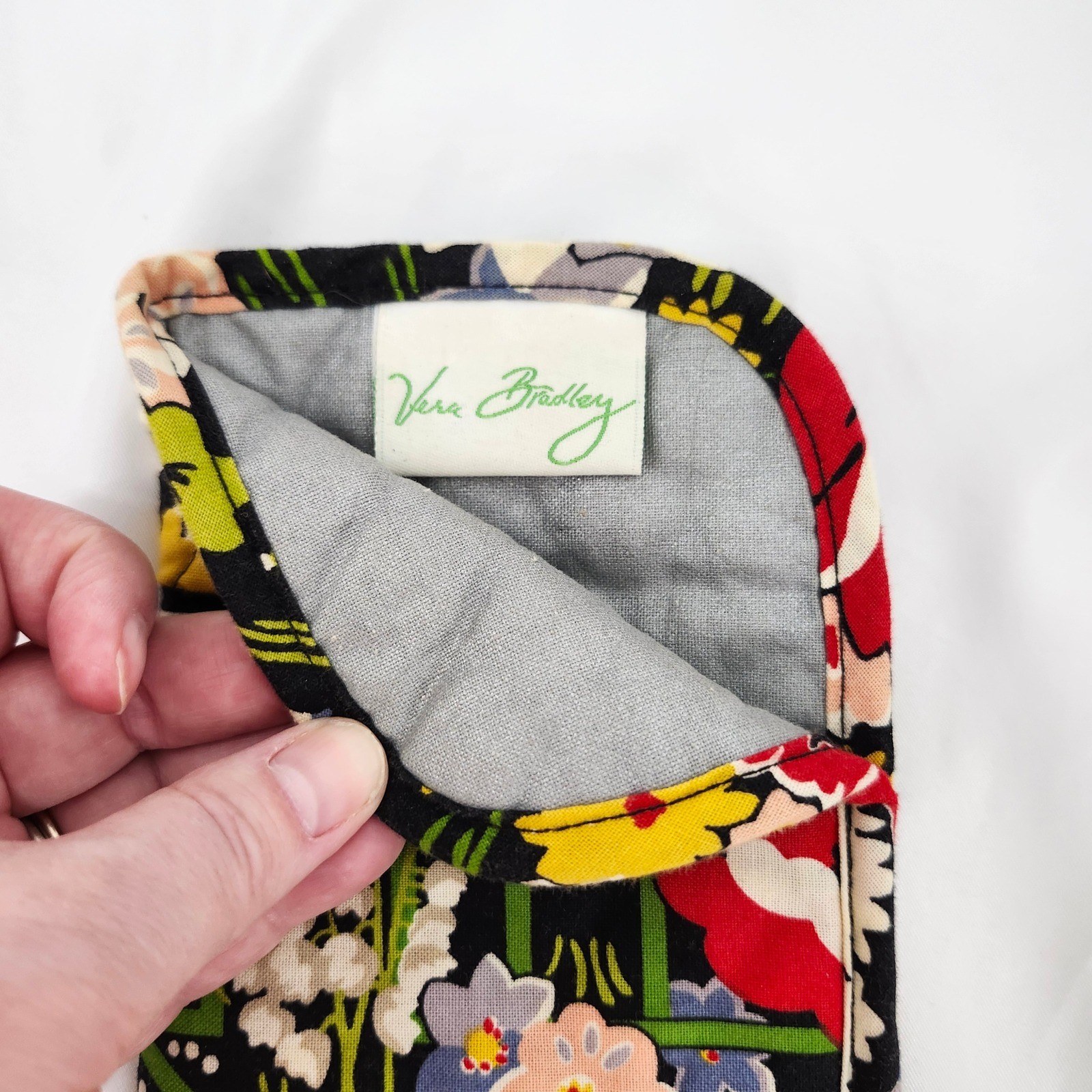 Vera Bradley Retired Poppy Fields Quilted Cotton Flat/Curling Iron Sleeve Travel