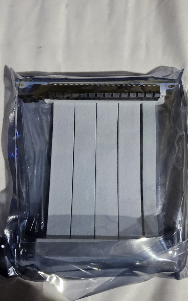 +Vertical GPU Mount Kit YIHPI344 Series