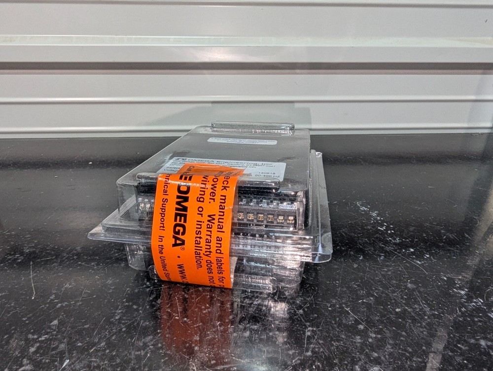 Omega DPi1701-USB-AR Graphic Display Panel Meter Data Logger Temp Process NIB