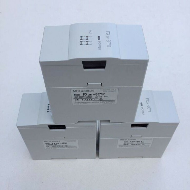 1 pc. New FX2N-8EYT Expansion Module Programmer Controller