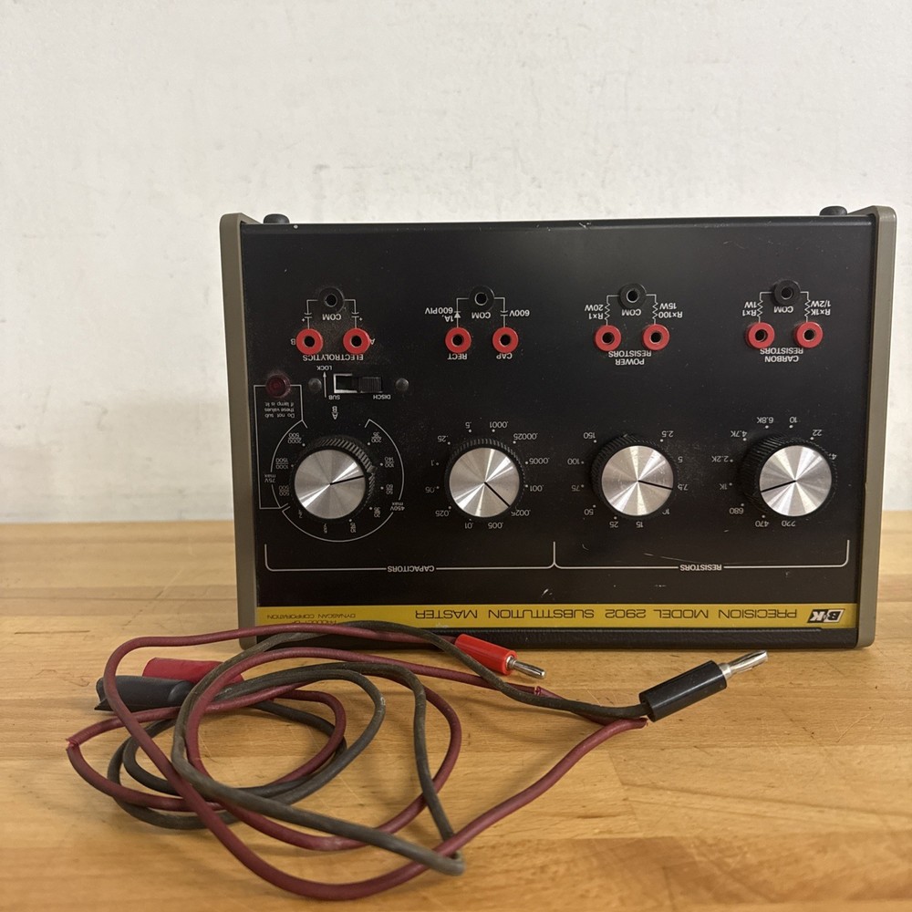 B&K Precision 2902 Resistor & Capacitor Substitution Master -MO7 Original Box