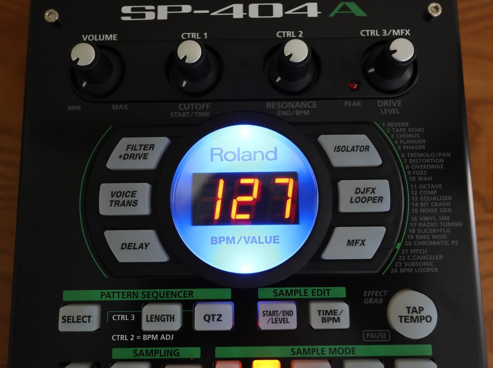 Roland SP-404A Linear Wave Sampler Mint condition