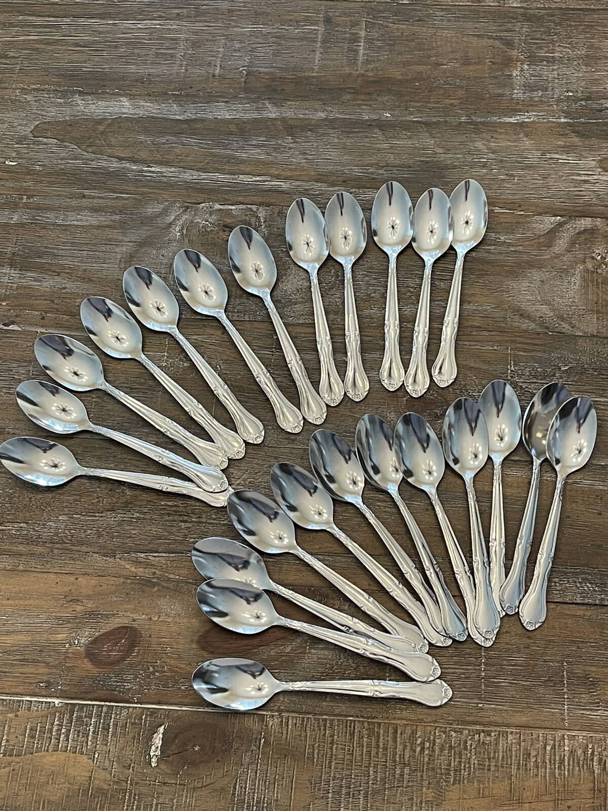 Winco 0004-01 12-Piece Elegance Teaspoon Set, 18-0 Stainless Steel 24 Two Dozen