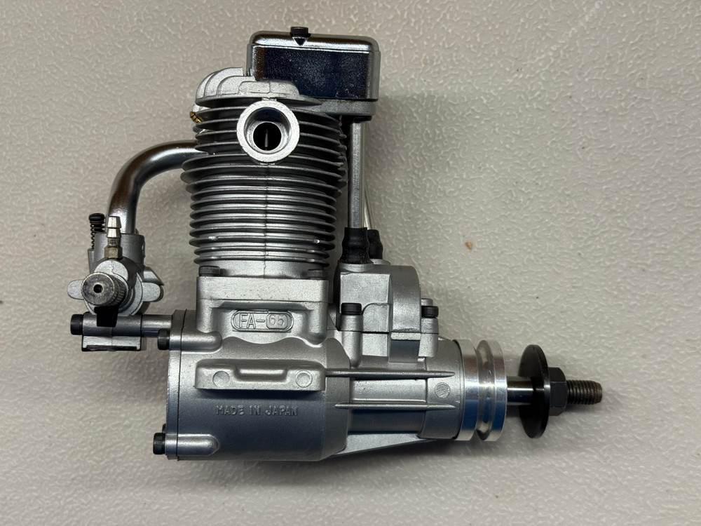Saito FA-65 Four Stroke Hemi-Head RC Airplane Engine