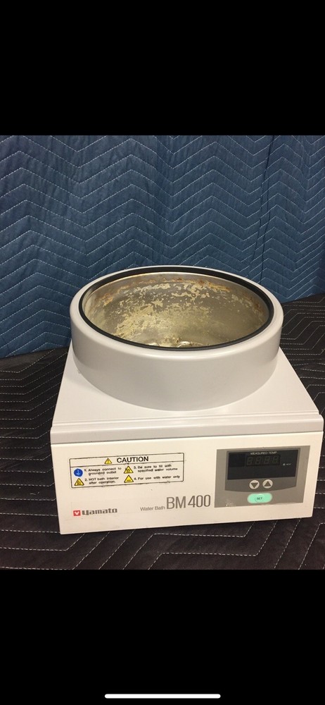Yamato BM400 Water Bath.
