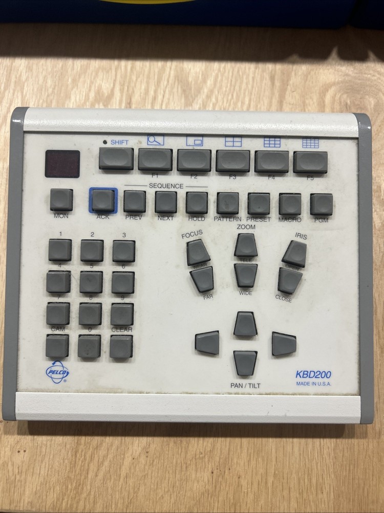 PELCO KBD200A UNIVERSAL CAMERA KEYBOARD CONTROLLER