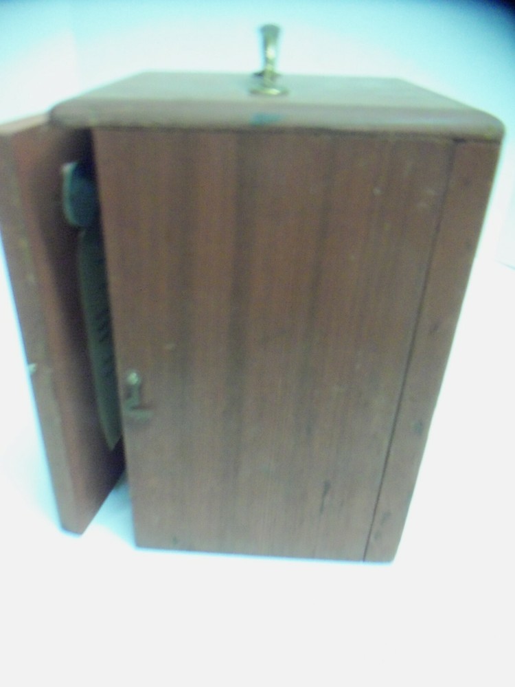 Vintages G.S.S. Co. MPLS. M16 Microscope Unit 75X - 150X Power Elementary Scienc