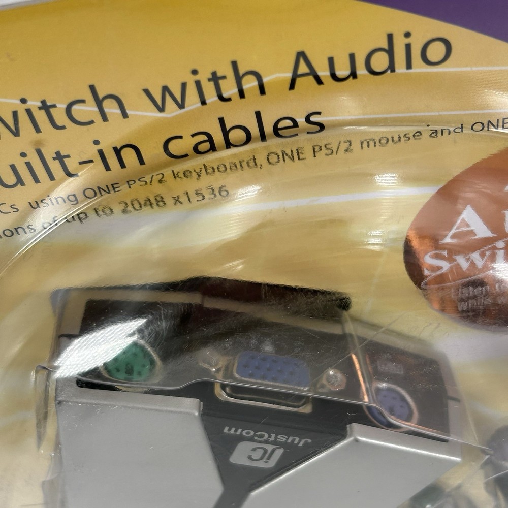 JustCom KVM SWITCH WITH AUDIO SUPPORT AND BUILT-IN CABLING JC-102CPA PS/2