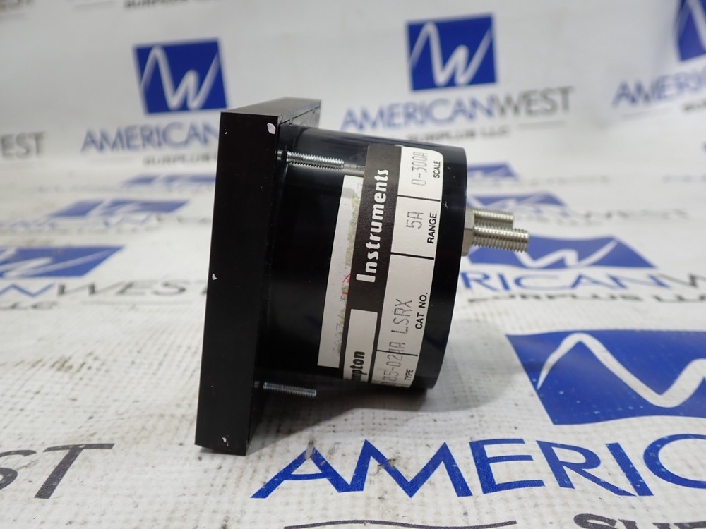 Crompton LSRX Type 235-02AA Range 5A Scale 0-300A A.C. Amperes Meter