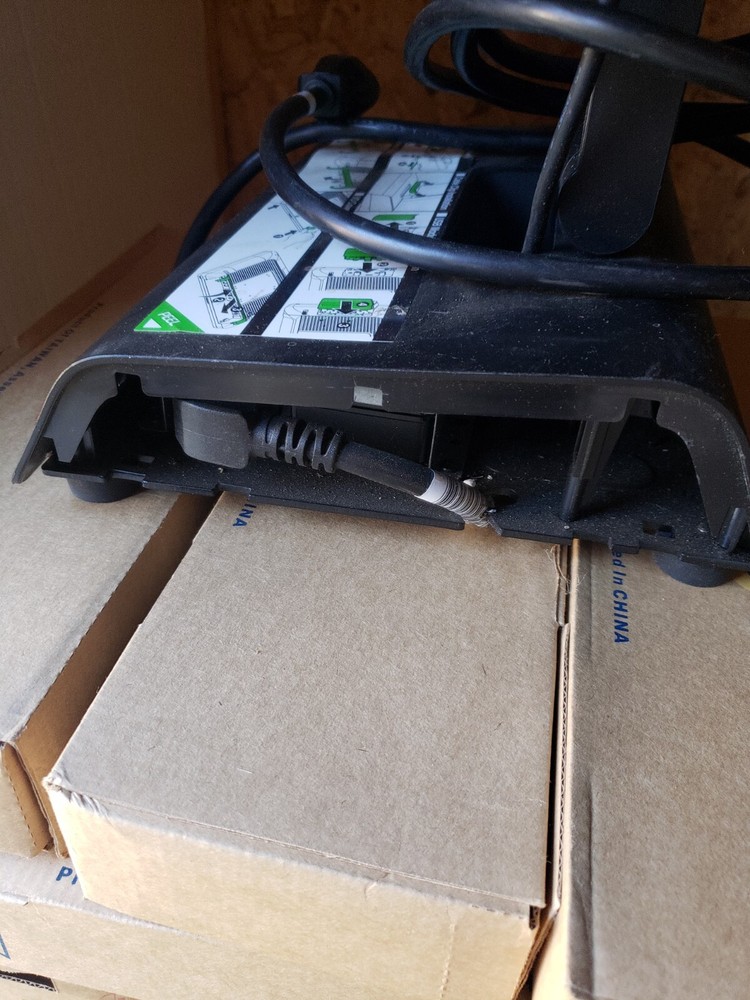 HP RP2 Retail System 2030 POS Touchscreen AIO Computer w/ Adapter Stand...(OSSD)