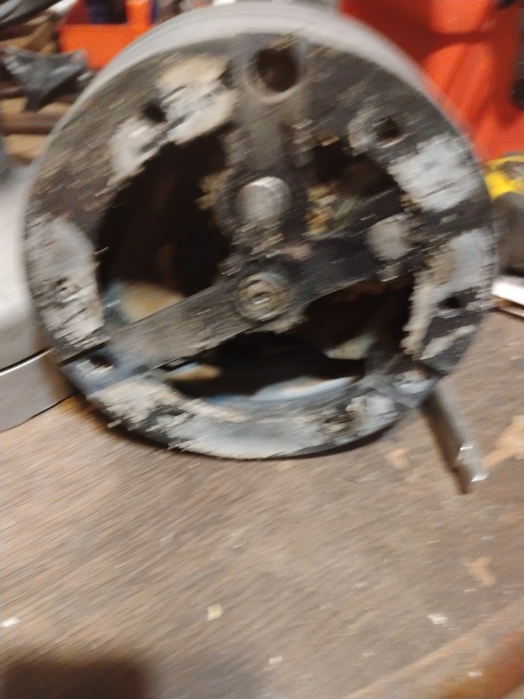Maxwell 26 2 Speed Self-tailing Winch