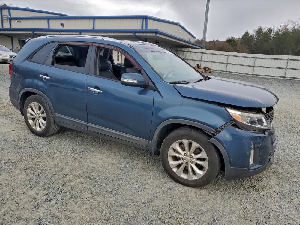 SORENTO 2014 Glove Box 4960667