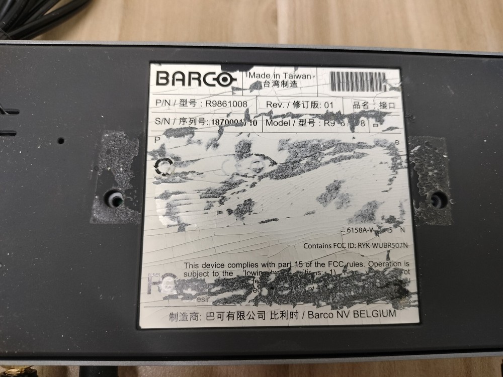 Barco R9861008 Clickshare Wireless Presentation System w/ Adapter