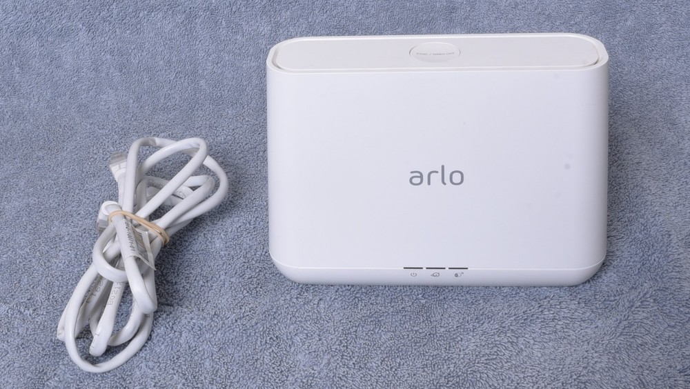 Arlo Pro Security Camera System – VMB4000 Base Station + 1 Wireless Cameras