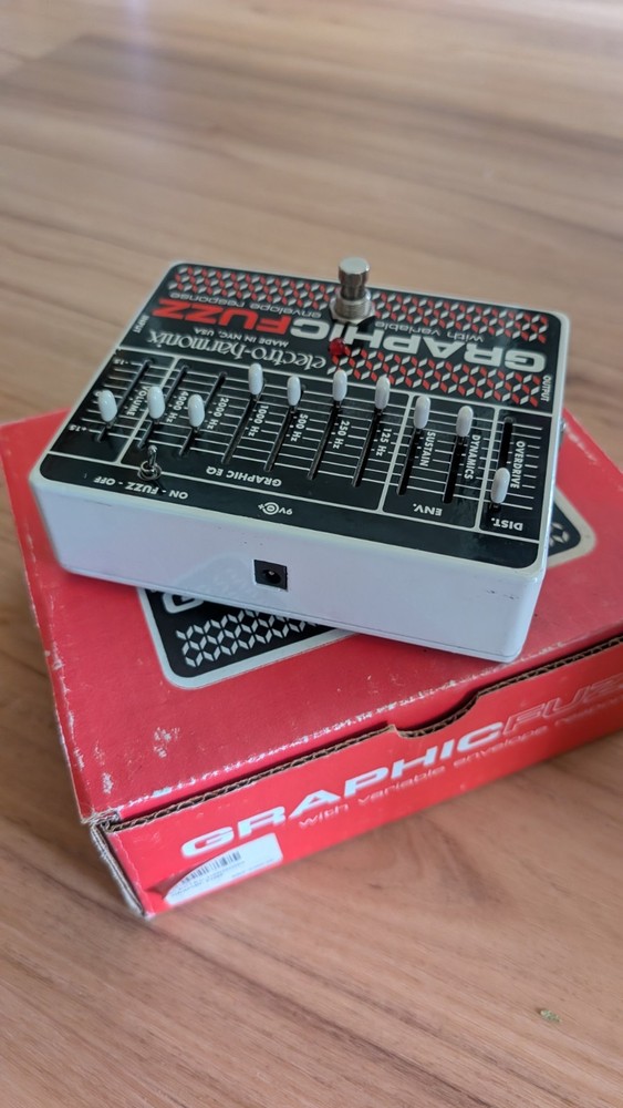 Electro-Harmonix Graphic Fuzz