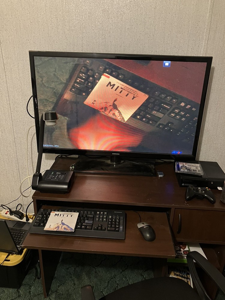 AVerVision F17-8M 8MP Portable Camera For Documents, Video, Microscope (Read)