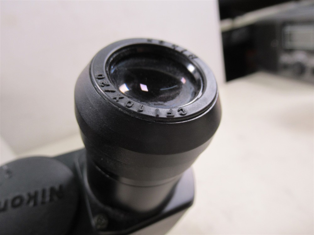 Nikon Eclipse E200 Microscope Binocular Head with 2 Eyepieces E2-TB