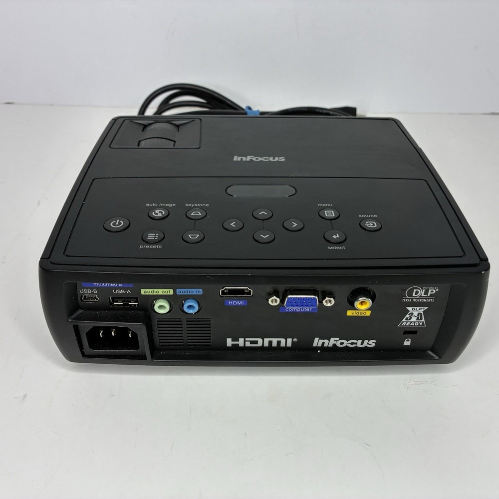 InFocus IN1112A DLP Projector * 105 LAMP HOURS*