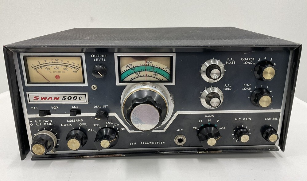 Swan Electronics 500C SSB Transceiver Ham Radio UNTESTED & OPEN FOR PARTS READ!!