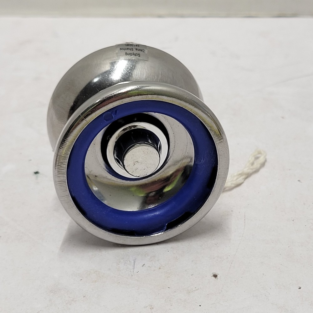 Schylling Retro YO-YO Classic Metal Blue/Silver