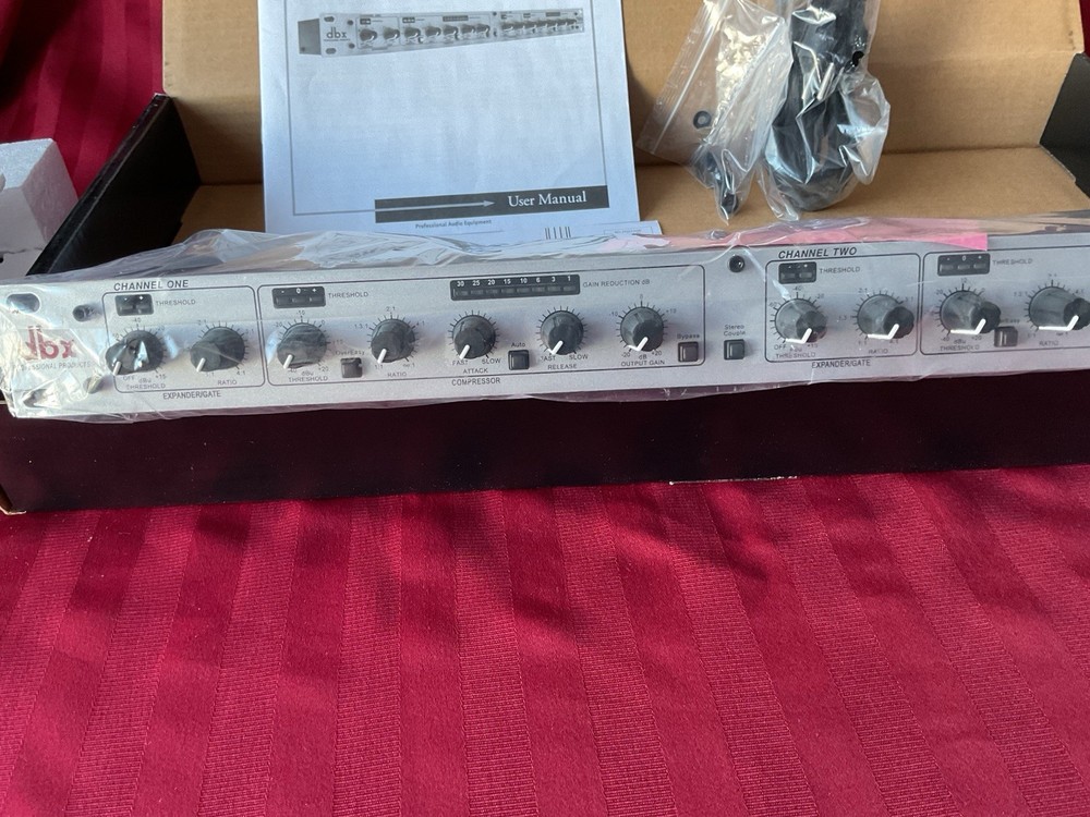 dbx Compressor Limiter Gate Processor (266XS)