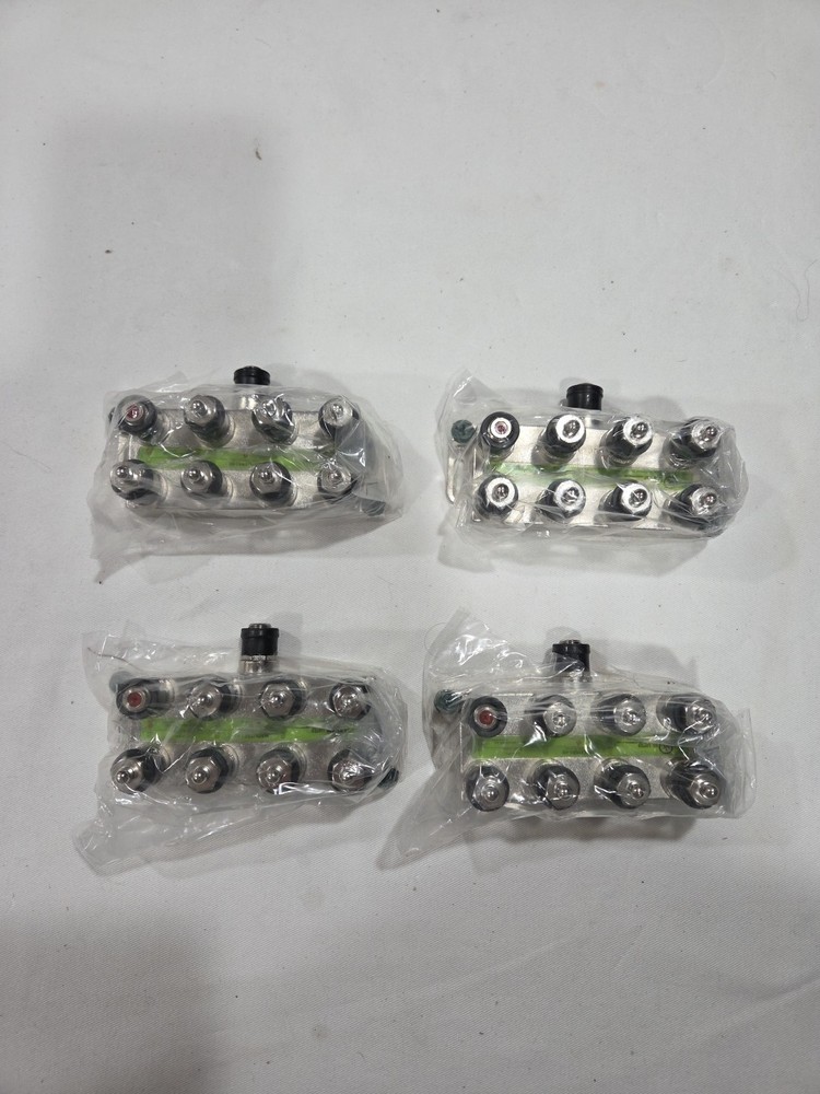 New LOT Of 4 DirecTV 8 Way Splitters Model# MSPLIT8R1-08