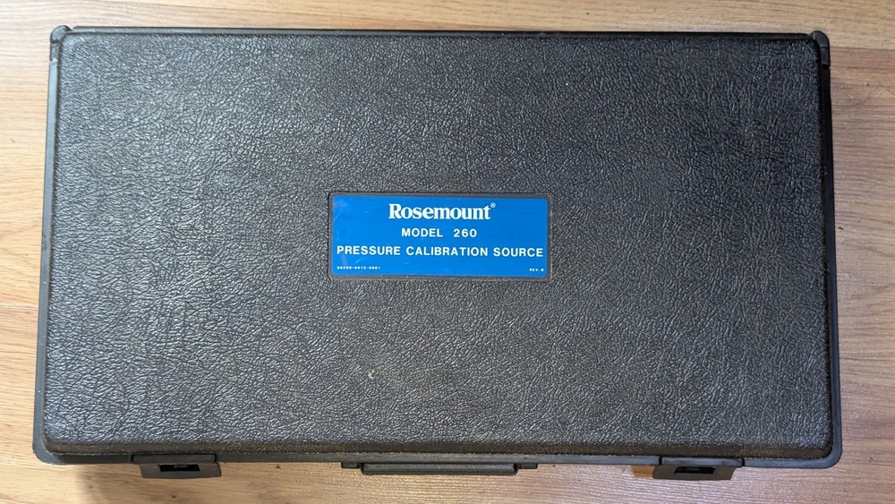 Pressure Calibration Source ROSEMOUNT Model 260 A1AG2G3 Serial 18268