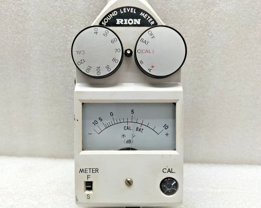 RION NA-09 SOUND LEVEL METER