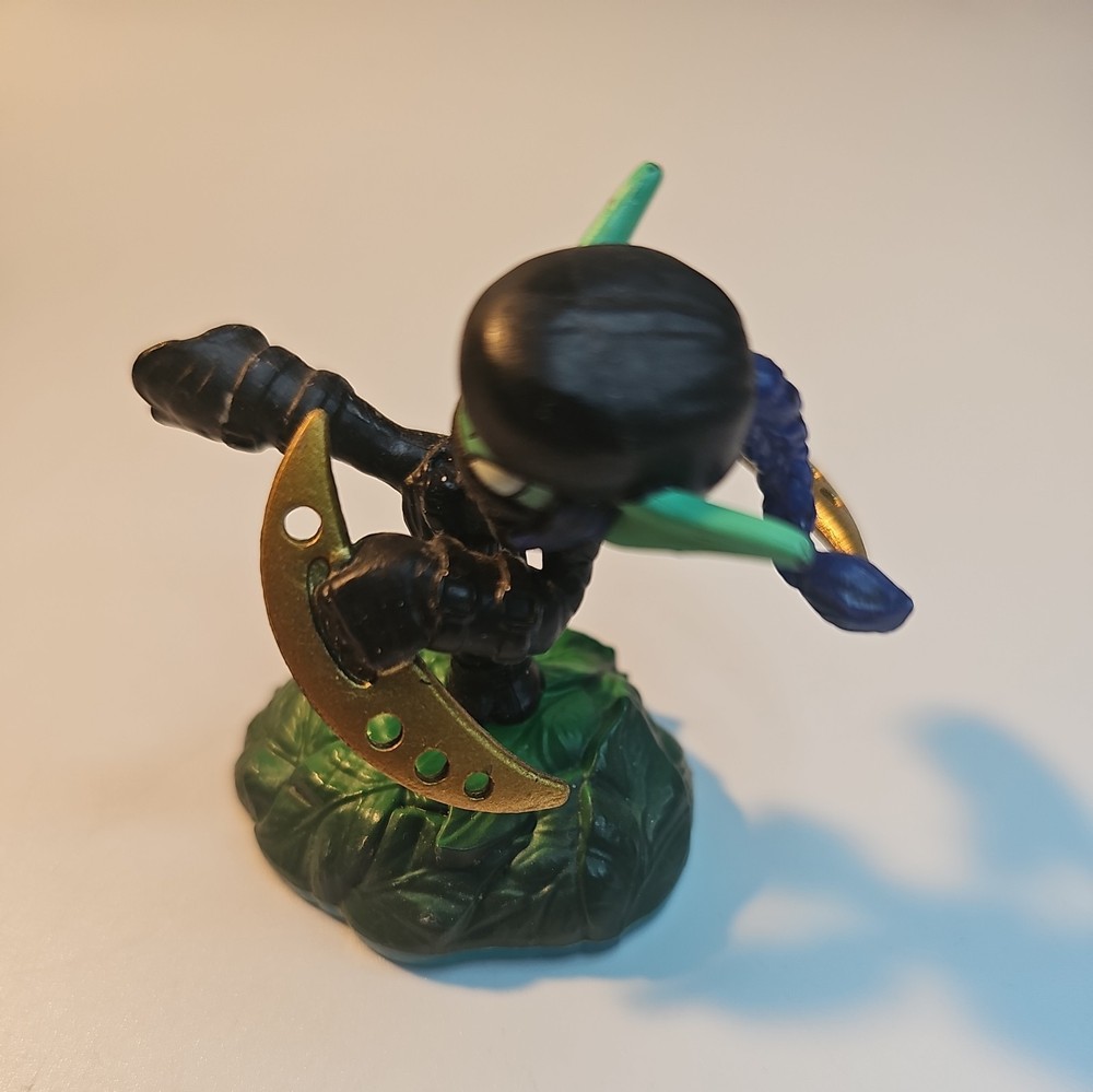 Skylanders Swap Force Stealth Elf Figure by Activision.