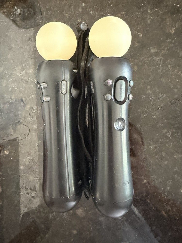 Sony PlayStation Move Wireless Motion Controllers Pair