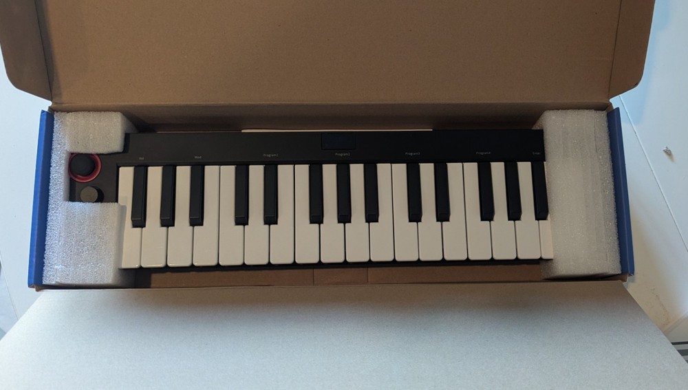 🎹Donner N-32 USB MIDI Keyboard Controller 32 Key With Screen Joystick Sequencer