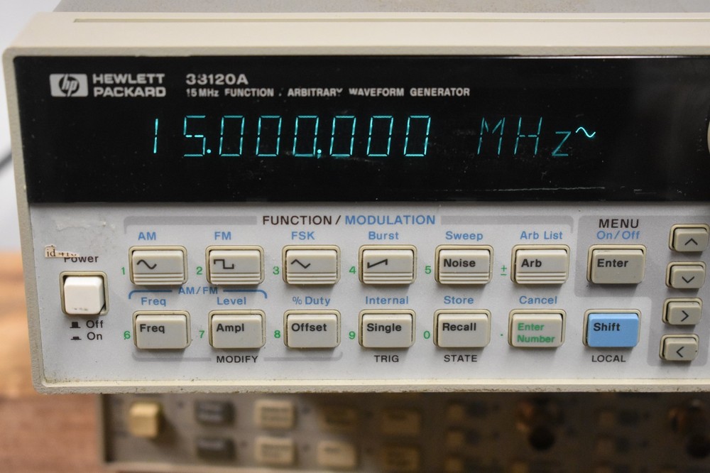 HP Agilent 33120A 15MHz Function Arbitrary Waveform Generator