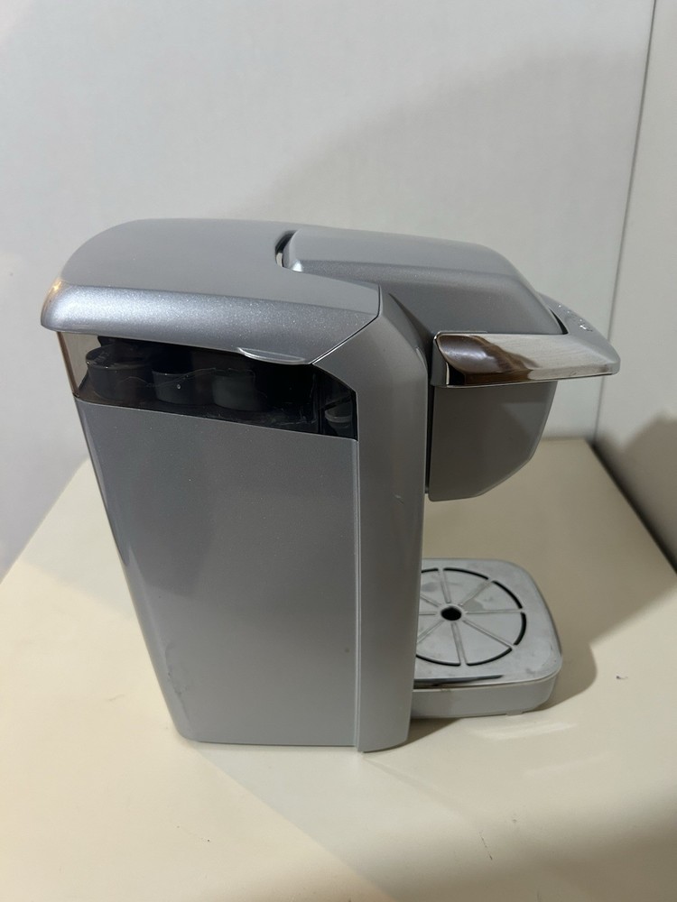 Keurig Model B31 Silver Gray Single Cup Coffee Maker Preowned Tested Works