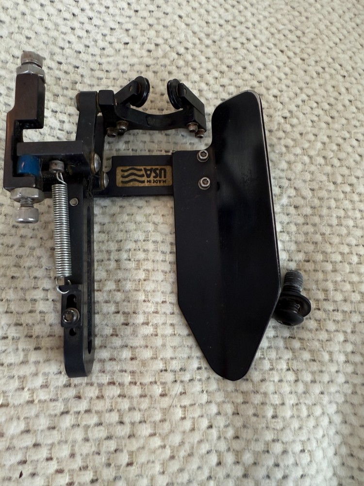 Dual Roller Overdraw Archery Rest