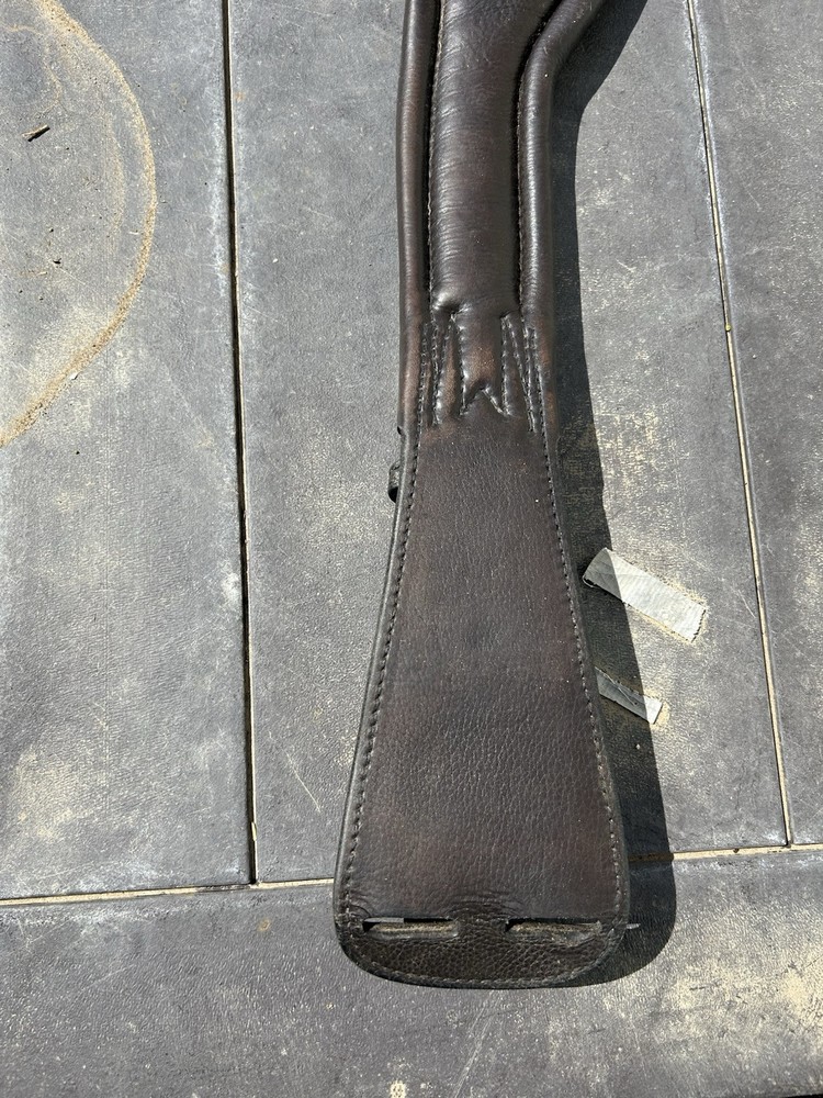 Schleese Girth. Brown. Size 34”