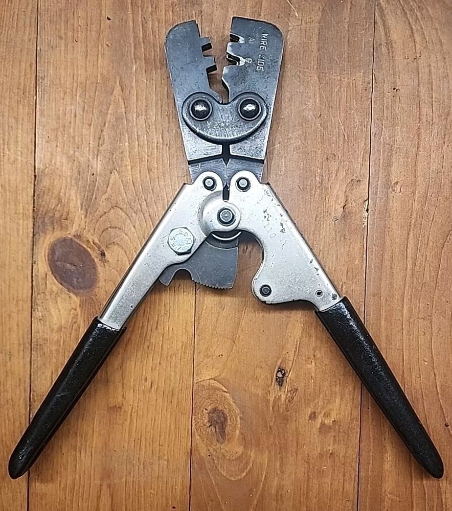 Burndy Y14MTR Crimper