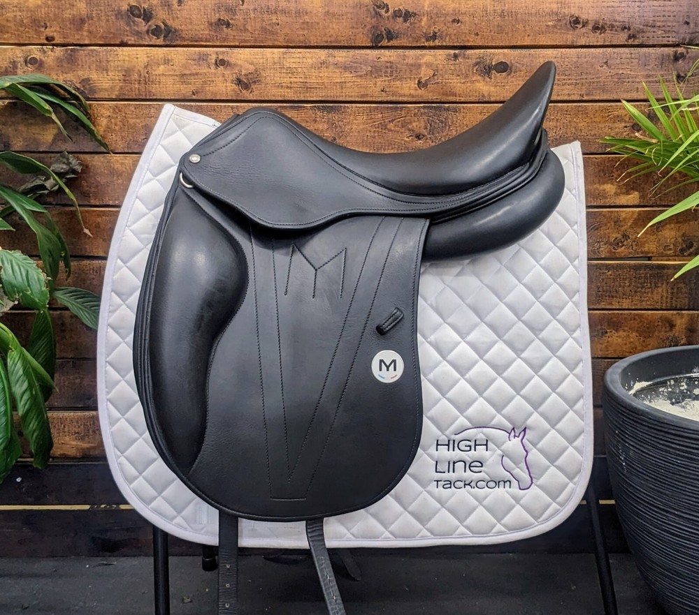 18" Meyer Dressage (2018) *Full Buffalo Leather*