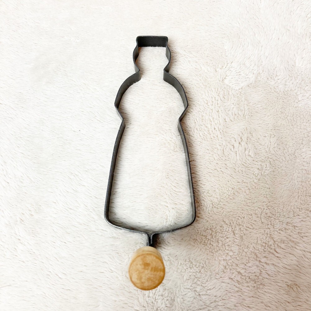 person shaped cookie cutter pancake mold