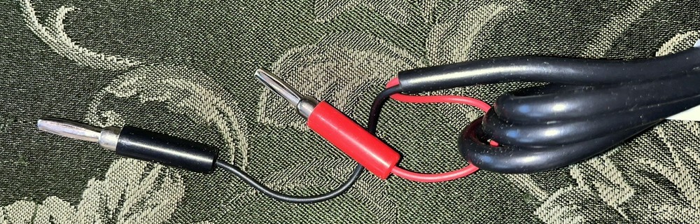 VTG Universal Enterprises Clamp On Current Probe Accessory W/ Case & OpBook