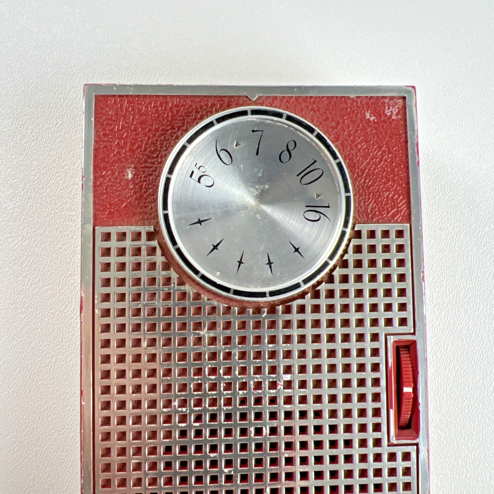 RCA Victor Model 1-RG-33 AM Transistor Radio - Superheterodyne, Kind of Working