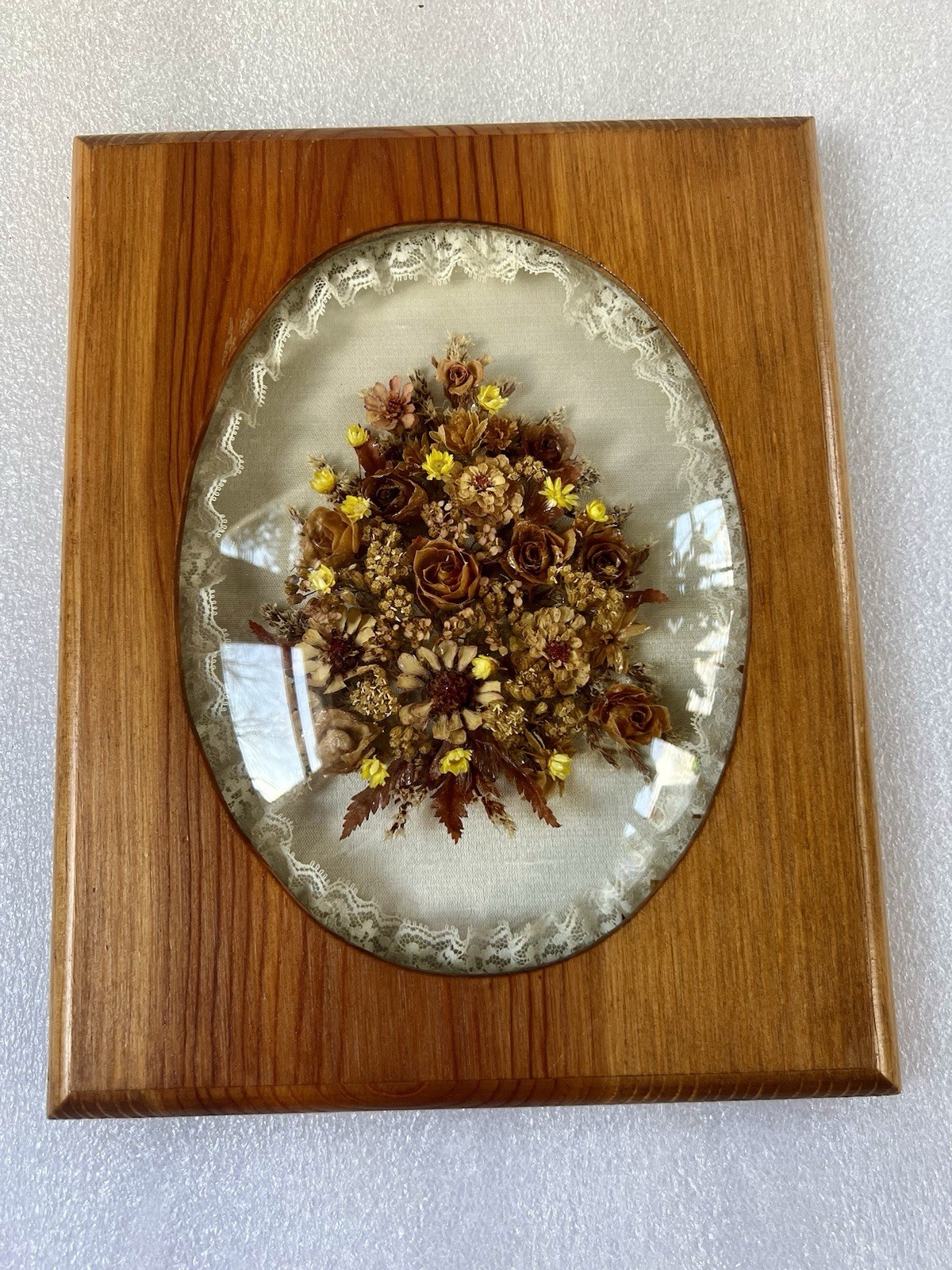 Vintage Handmade Wall Art Dried Flowers Convex Domed Glass Frame