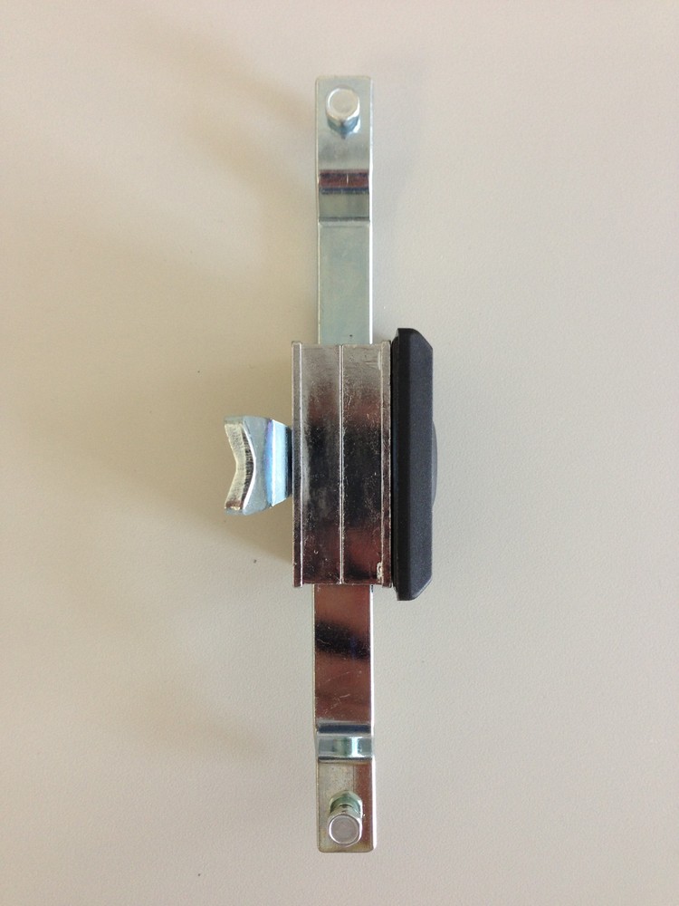 Three Point Lock / Latch # 003.15.31.001 + 2 keys # 368.15
