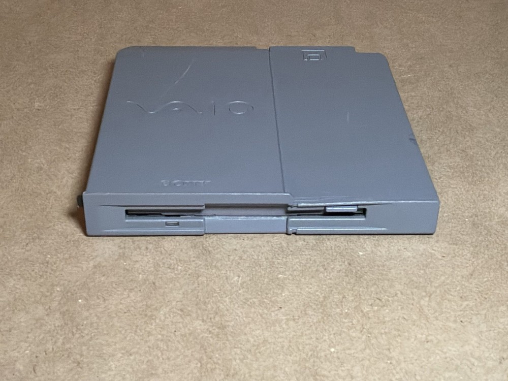 Sony VAIO 3.5" Floppy Disk Drive PCGA-FD7