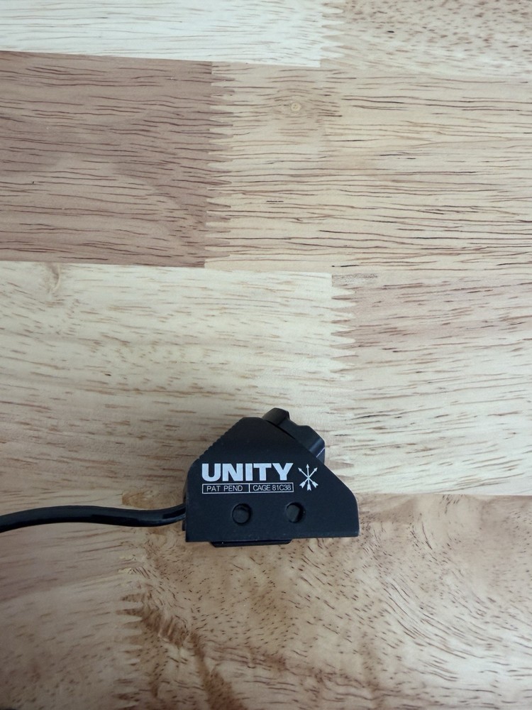 Replica SF M340 Weapon Mounted Light + Hot Button Switch