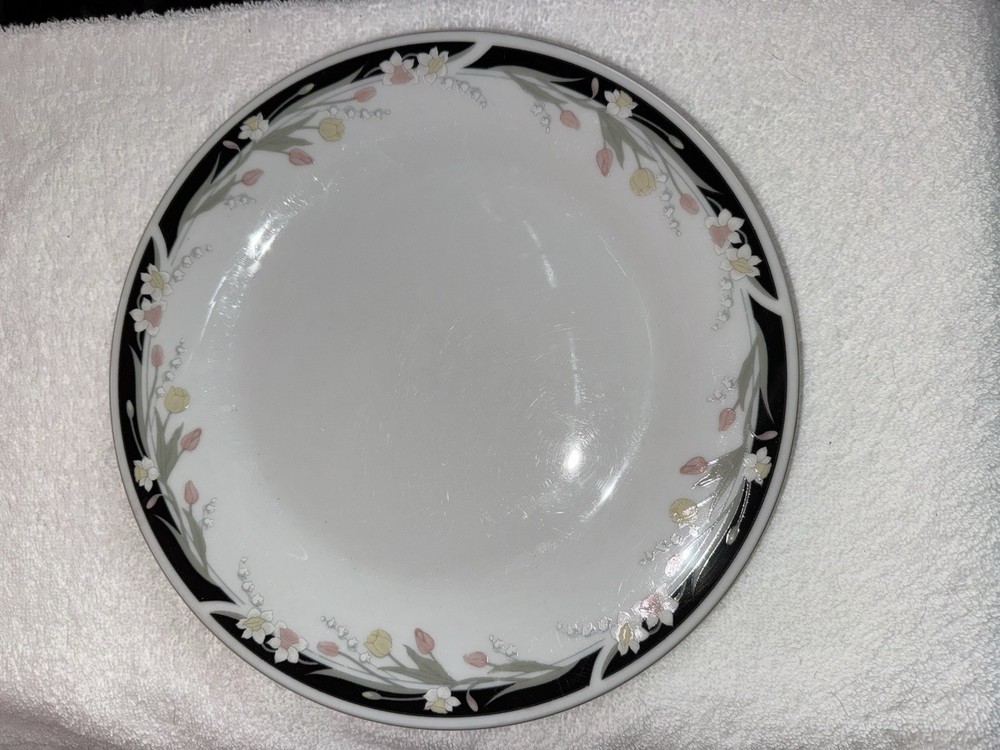 Crown Ming Fine China Dish Set - Michelle Design
