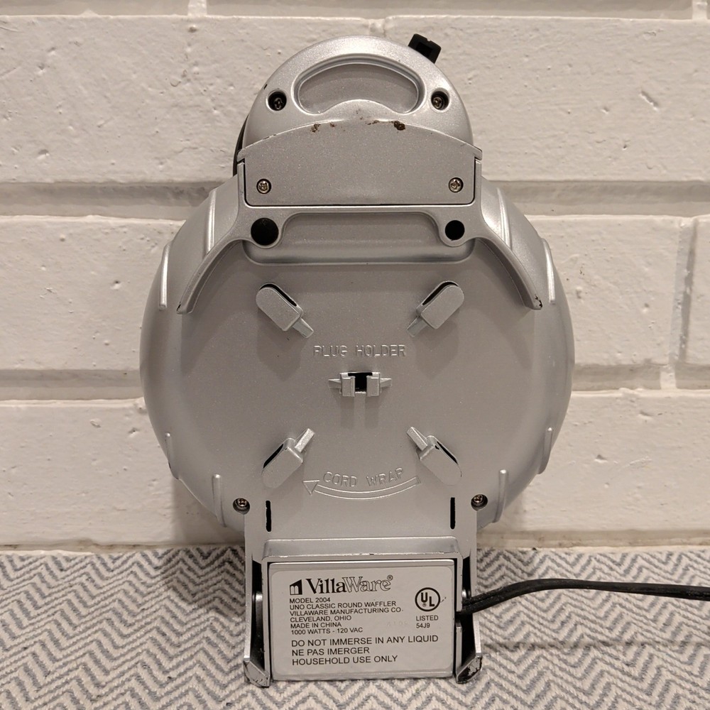 VillaWare Model 2004 Uno Classic Round Chrome Thin Waffler Maker